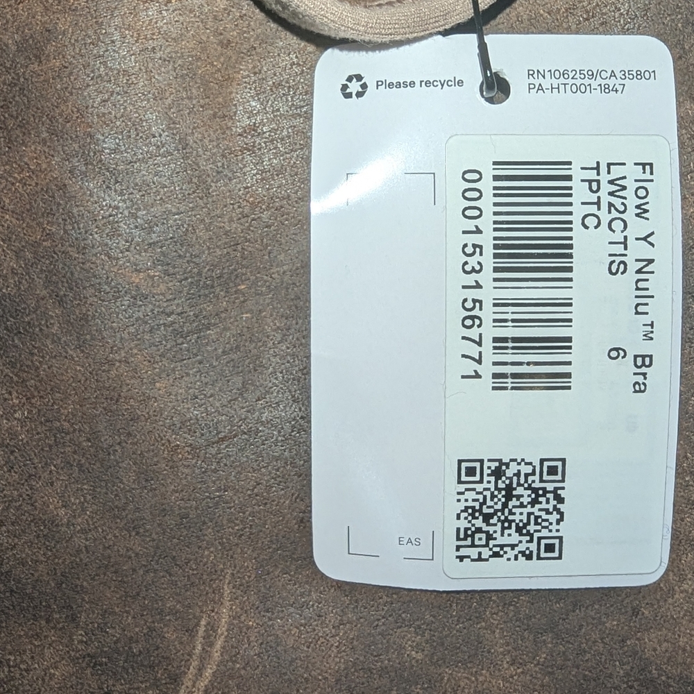 Lululemon Women's Sports Bra - Picture 3 of 3